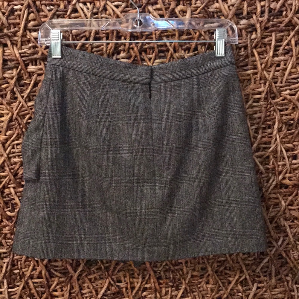 Tibi New York mini wool skirt w/ draped bow design - Picture 3 of 4